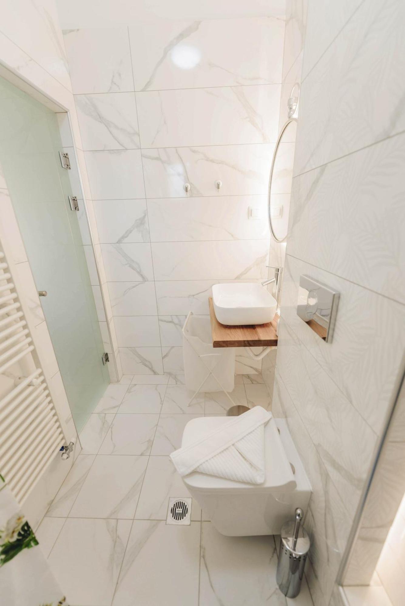 Sunrise Guesthouse Агрия Экстерьер фото